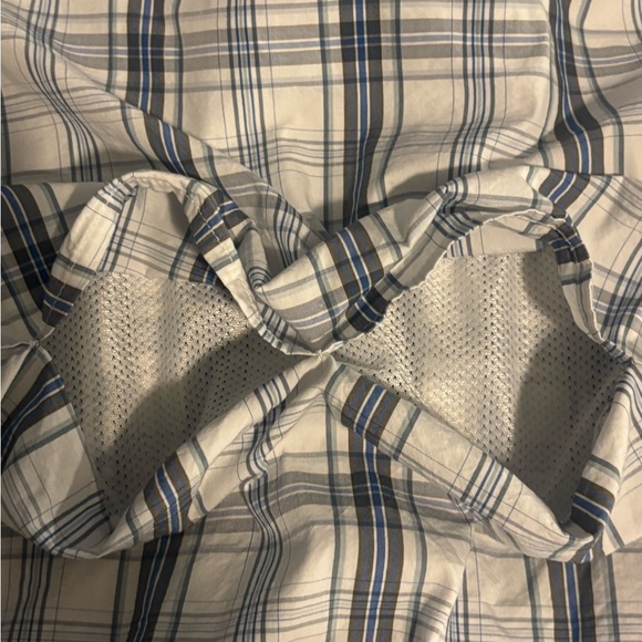 Men’s Carhartt Force Short Sleeve Button Down. Large. - Picture 7 of 8